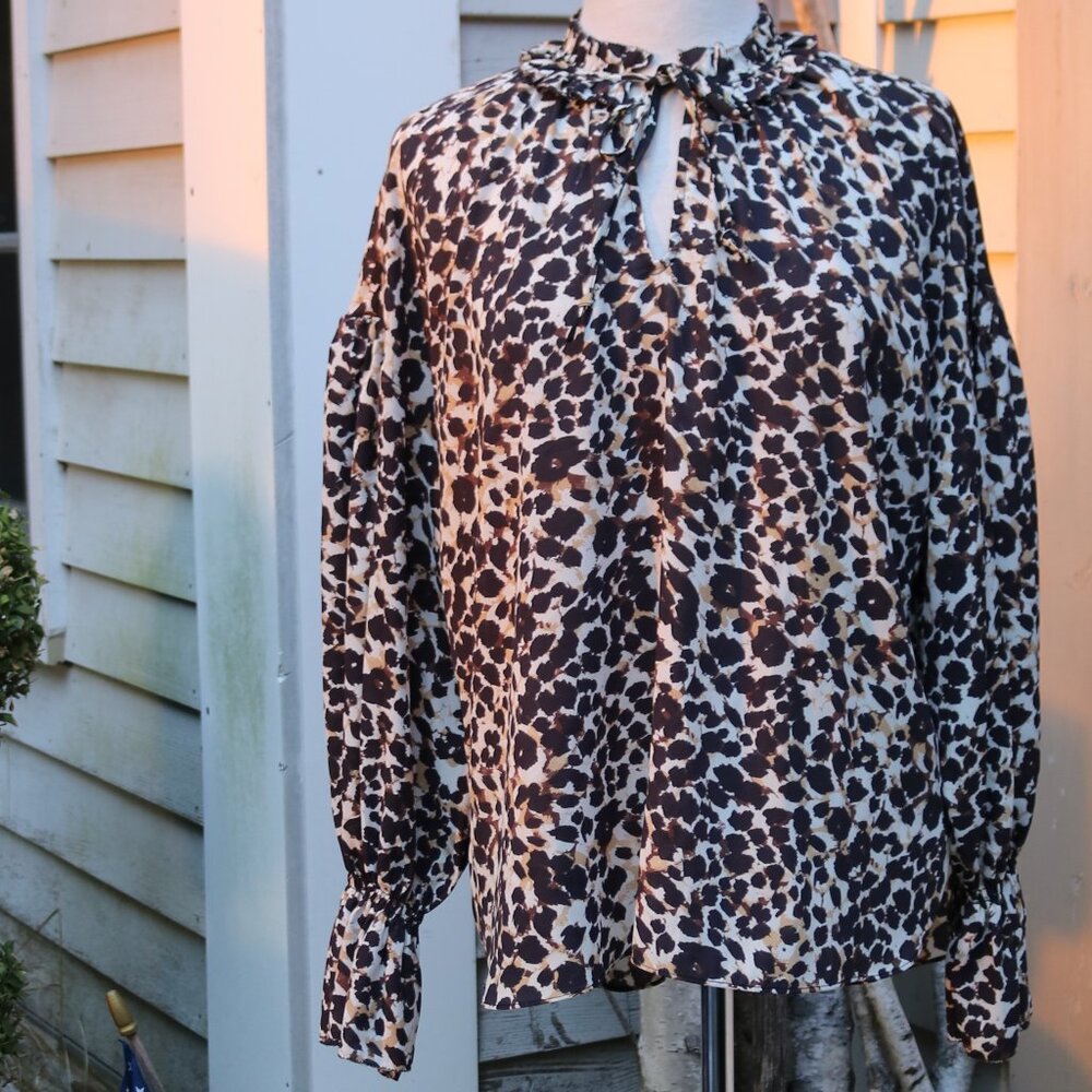 Sanctuary Brown Black Animal Print Ruffle Neck w Keyhole Ties Front Blouse Sz M